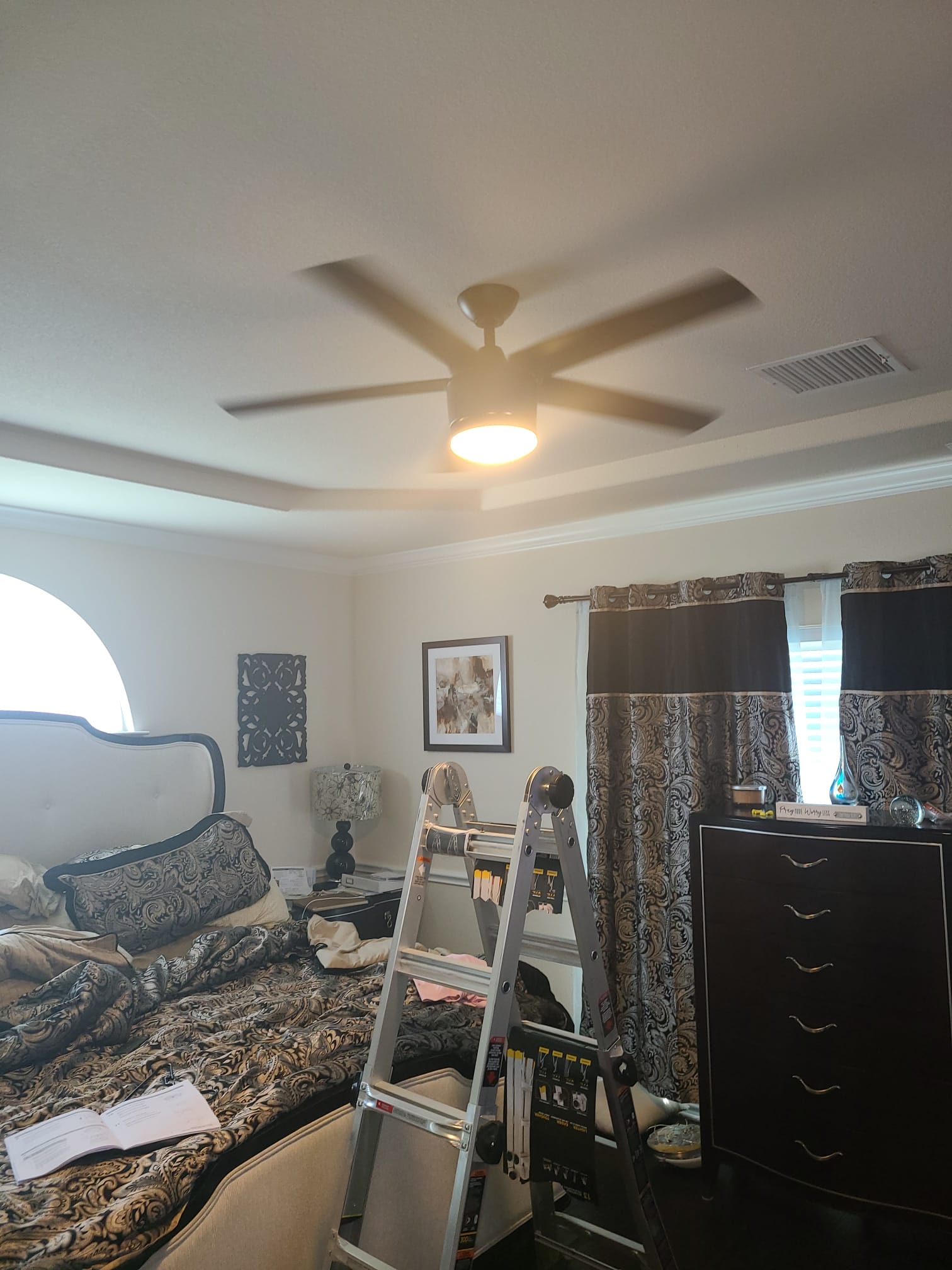 Expert Ceiling Fan Installation for Comfort and Style