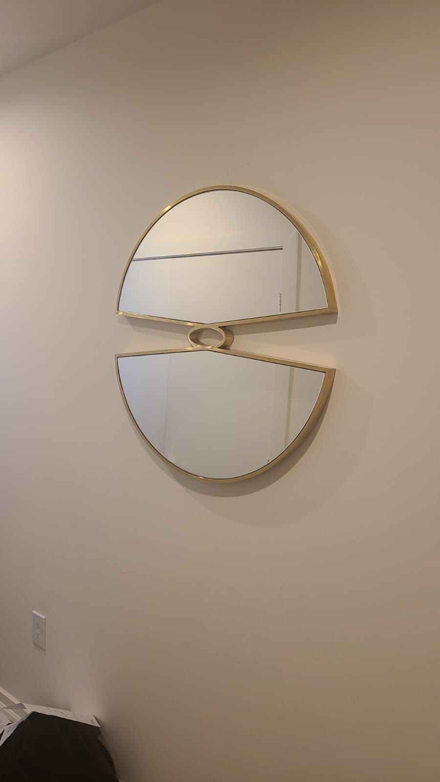 Expert Fancy Mirror Wall Hanging